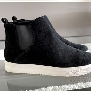 Size 8 Blondo Booties